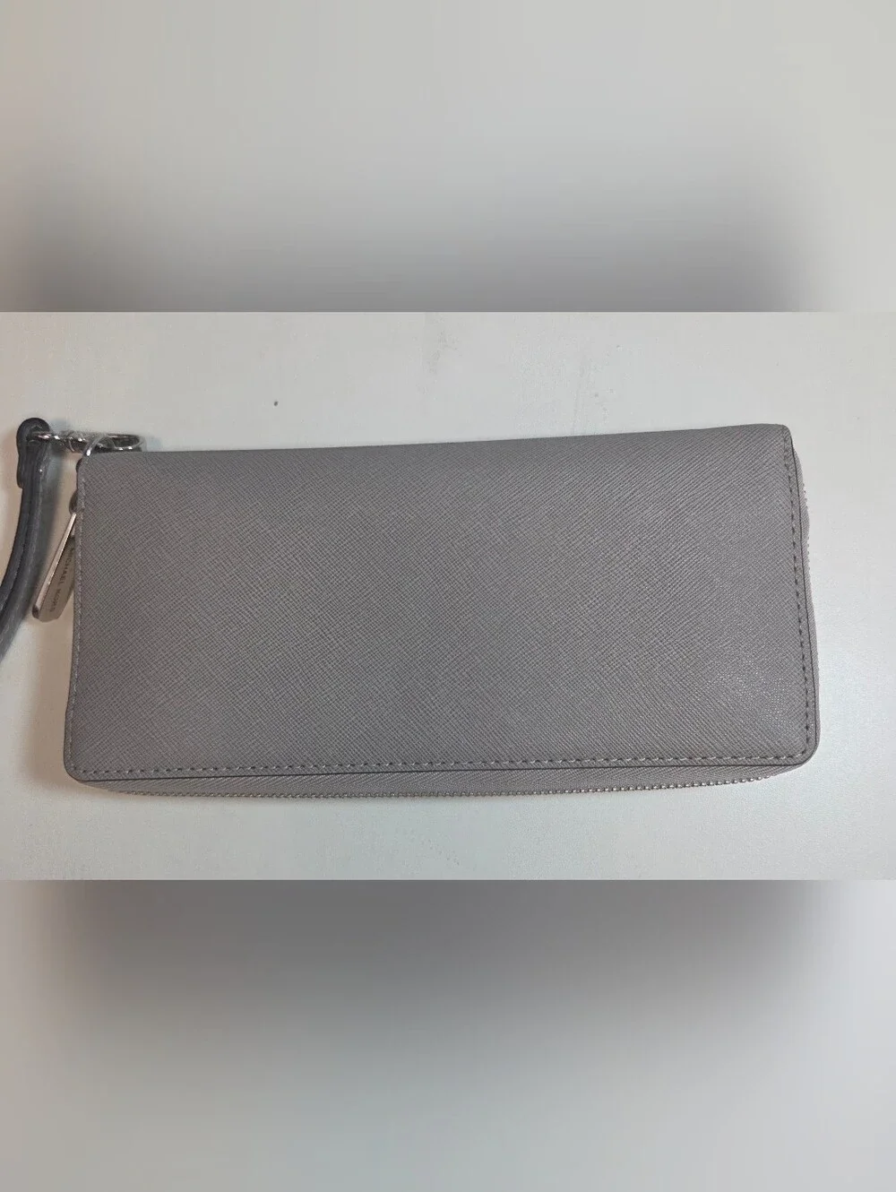 Michael Kors benefits charity